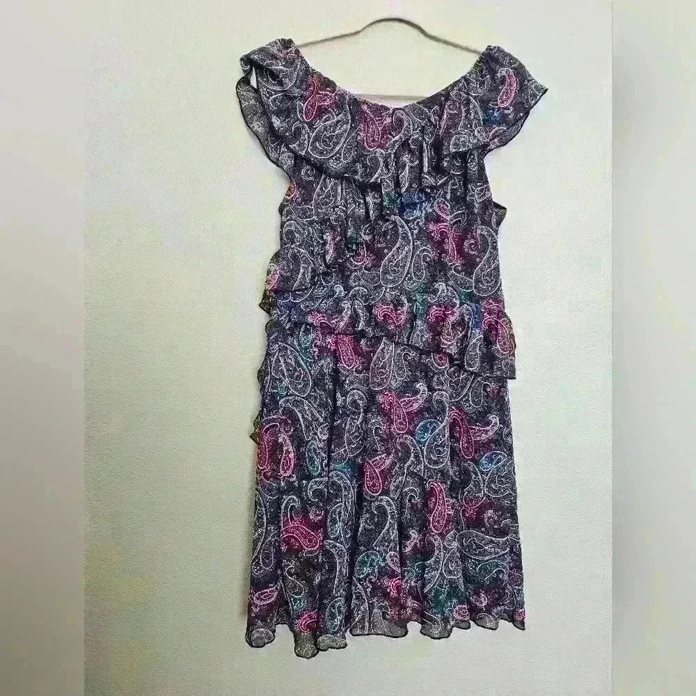 Sensil Ruffle Dress - Picture 6 of 8